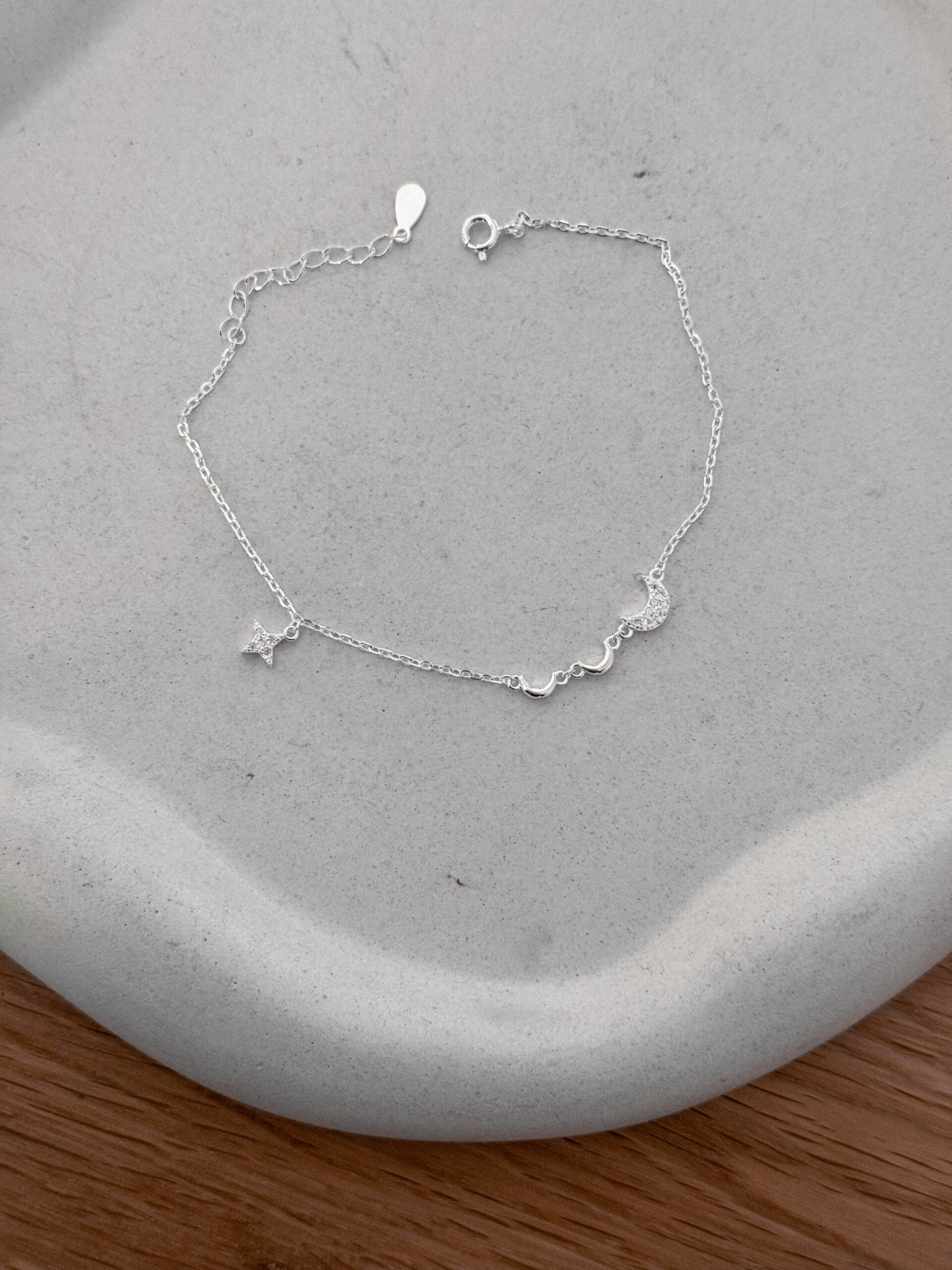 PULSERA LUNAS Y DESTELLO